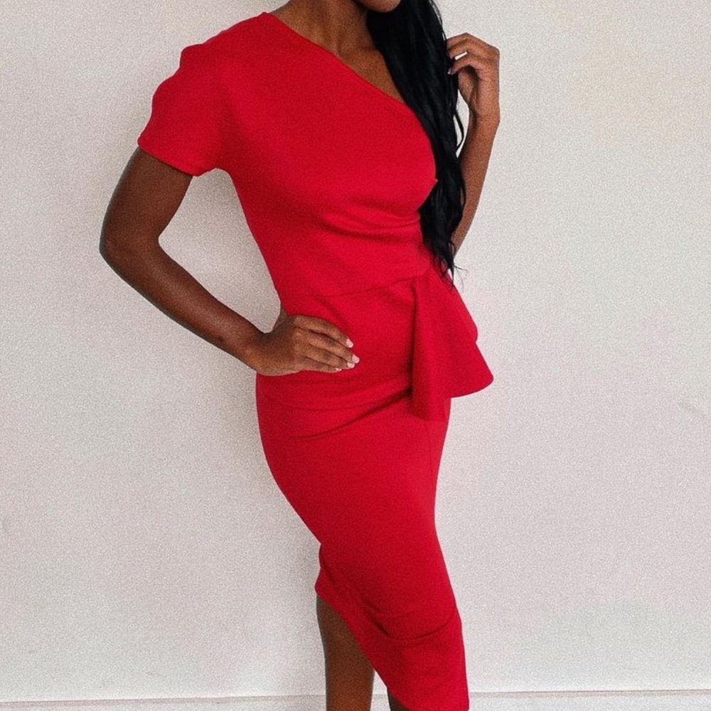 Red Pageant Interview Dress from boohoo size 4